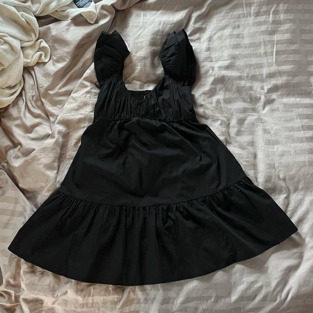 Abercrombie & fitch black flowy nwt dress small